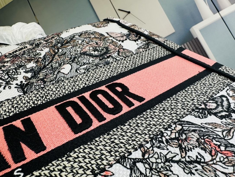 Dior Shopping Bags